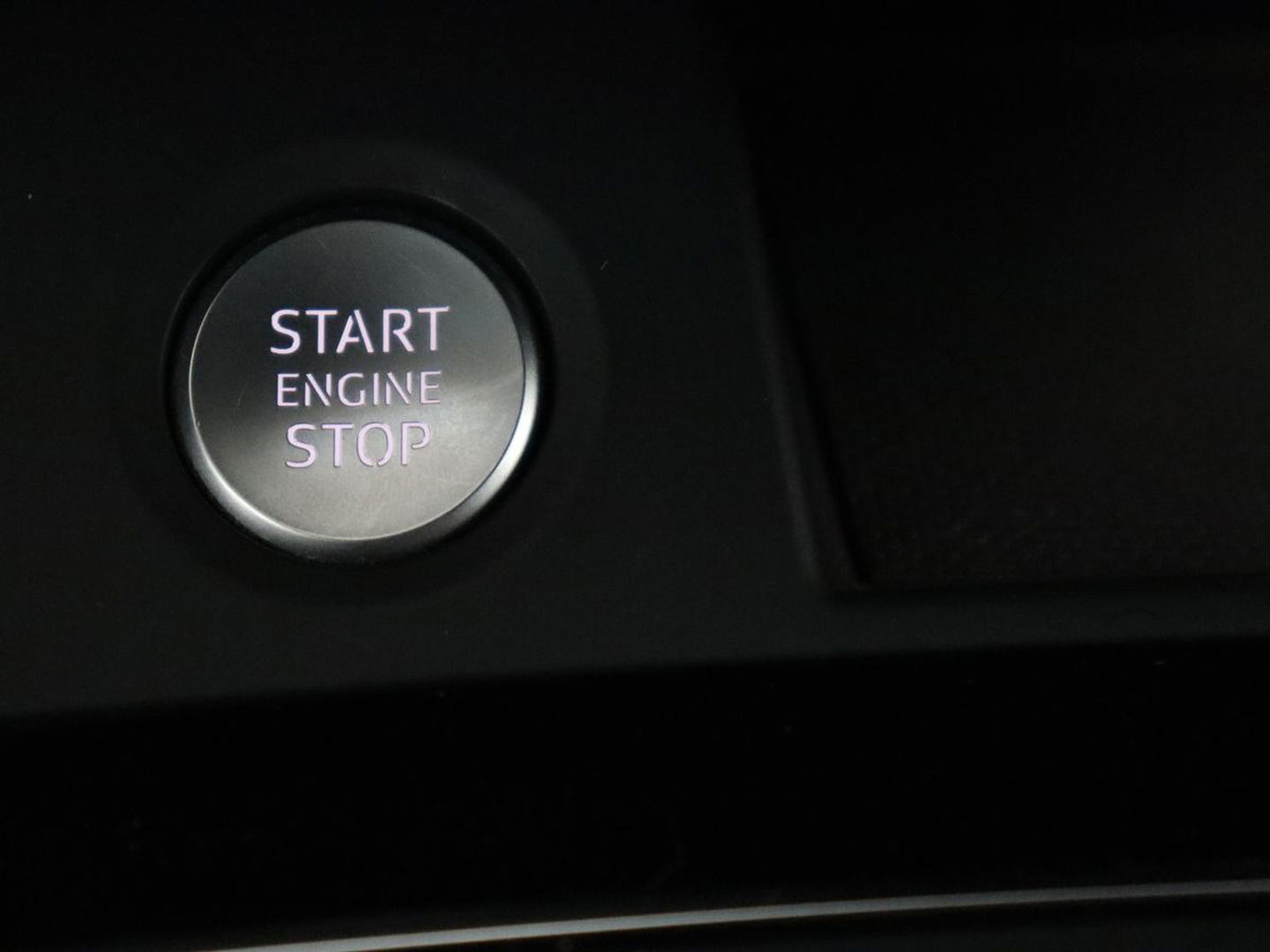 Audi Q5 2.0 TFSI quattro S Line | Stoelverwarming | Carplay | Half leder | Sportstoelen | Full LED | Navigatie | Achterbankverwarming | Park Assist | Virtual Cockpit