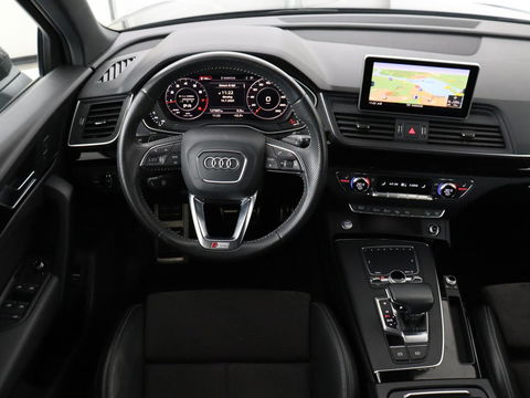 Audi Q5 2.0 TFSI quattro S Line | Stoelverwarming | Carplay | Half leder | Sportstoelen | Full LED | Navigatie | Achterbankverwarming | Park Assist | Virtual Cockpit