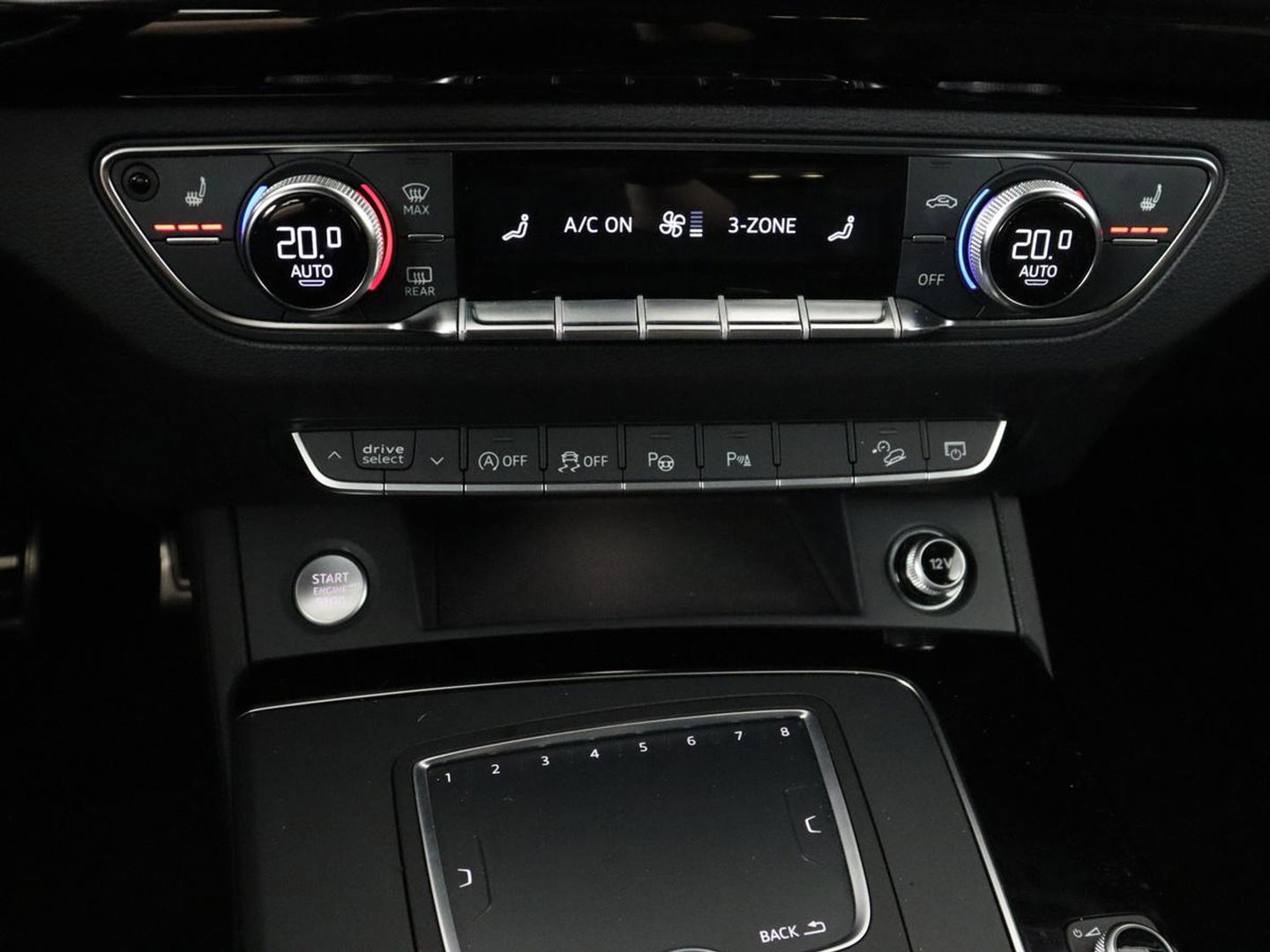 Audi Q5 2.0 TFSI quattro S Line | Stoelverwarming | Carplay | Half leder | Sportstoelen | Full LED | Navigatie | Achterbankverwarming | Park Assist | Virtual Cockpit