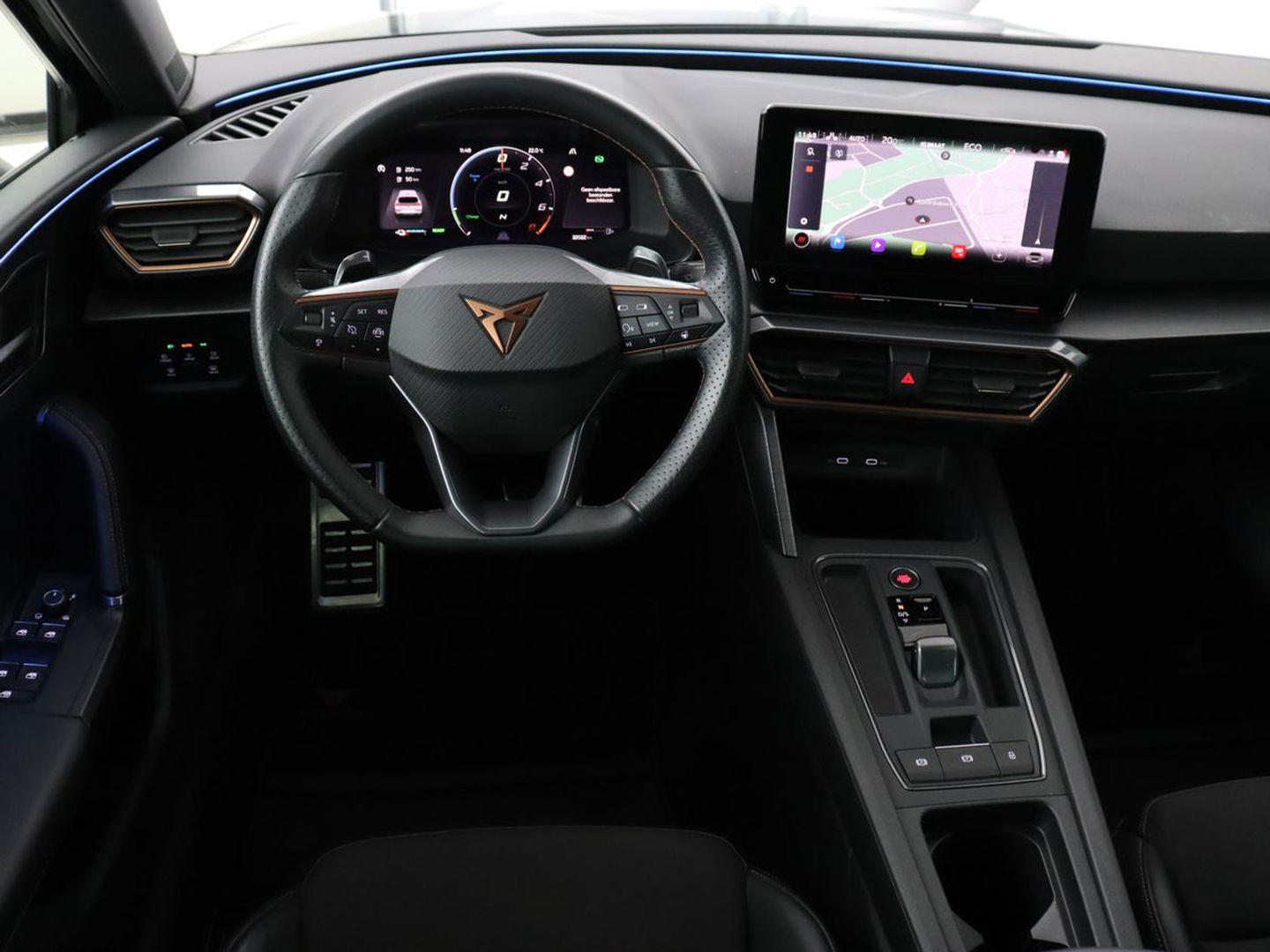 CUPRA Leon 1.4 e-Hybrid | Stoel & stuurverwarming | Adaptive cruise | Camera | Navigatie | Keyless | Full LED | Sportstoelen | PHEV