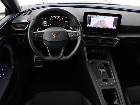 CUPRA Leon 1.4 e-Hybrid | Stoel & stuurverwarming | Adaptive cruise | Camera | Navigatie | Keyless | Full LED | Sportstoelen | PHEV