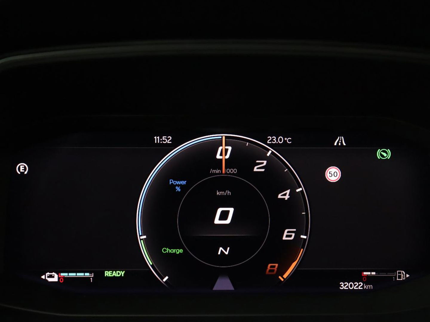 CUPRA Leon 1.4 e-Hybrid | Stoel & stuurverwarming | Adaptive cruise | Camera | Navigatie | Keyless | Full LED | Sportstoelen | PHEV