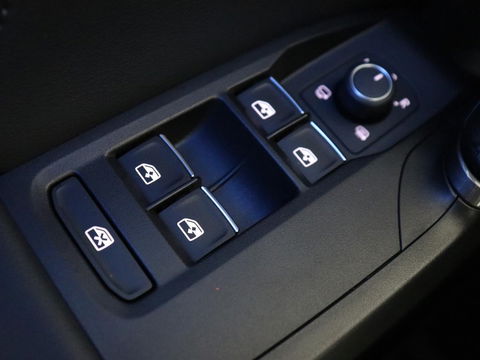 CUPRA Leon 1.4 e-Hybrid | Stoel & stuurverwarming | Adaptive cruise | Camera | Navigatie | Keyless | Full LED | Sportstoelen | PHEV