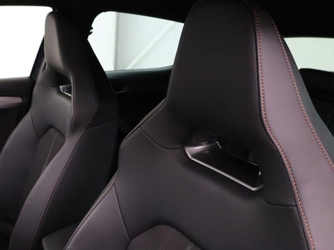 CUPRA Leon 1.4 e-Hybrid | Stoel & stuurverwarming | Adaptive cruise | Camera | Navigatie | Keyless | Full LED | Sportstoelen | PHEV