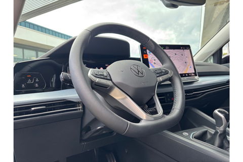 Volkswagen Golf 1.5 TSI GOAL EDITION NAVI LMV CLIMA PDC WINTERPACK