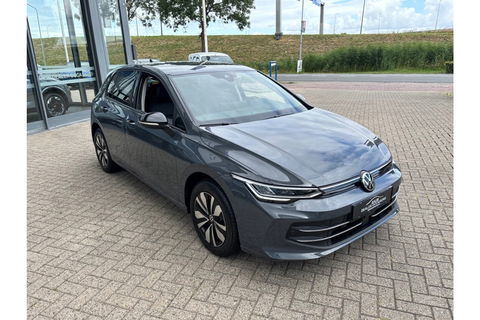 Volkswagen Golf 1.5 TSI GOAL EDITION NAVI LMV CLIMA PDC WINTERPACK