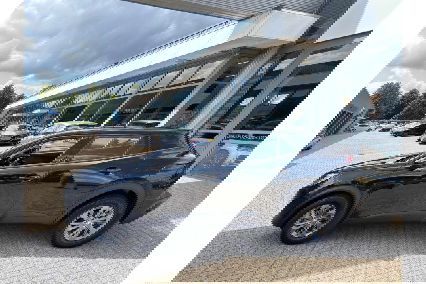 Peugeot 2008 1.2 PT ACTIVE PACK AIRCO CRUISE CARPLAY PDC.
