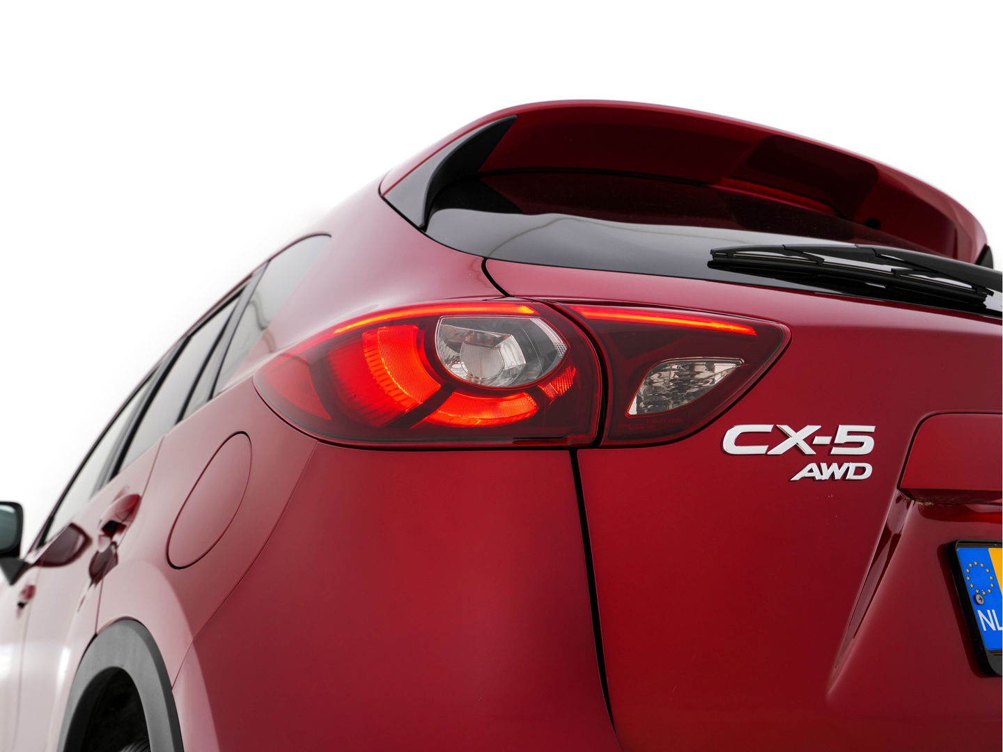 Mazda CX-5 2.2d SkyActiv-D 175 GT-M 4-WD Aut. *PANO | FULL-LED | LUXURY-LEATHER | NAVI-FULLMAP | BOSE-AUDIO | KEYLESS | CAMERA | HEATED-SPORTSEATS | MEMORY-PACK |  ECC | LANE-ASSIST | PDC | CRUISE | TOWBAR | 19"ALU**