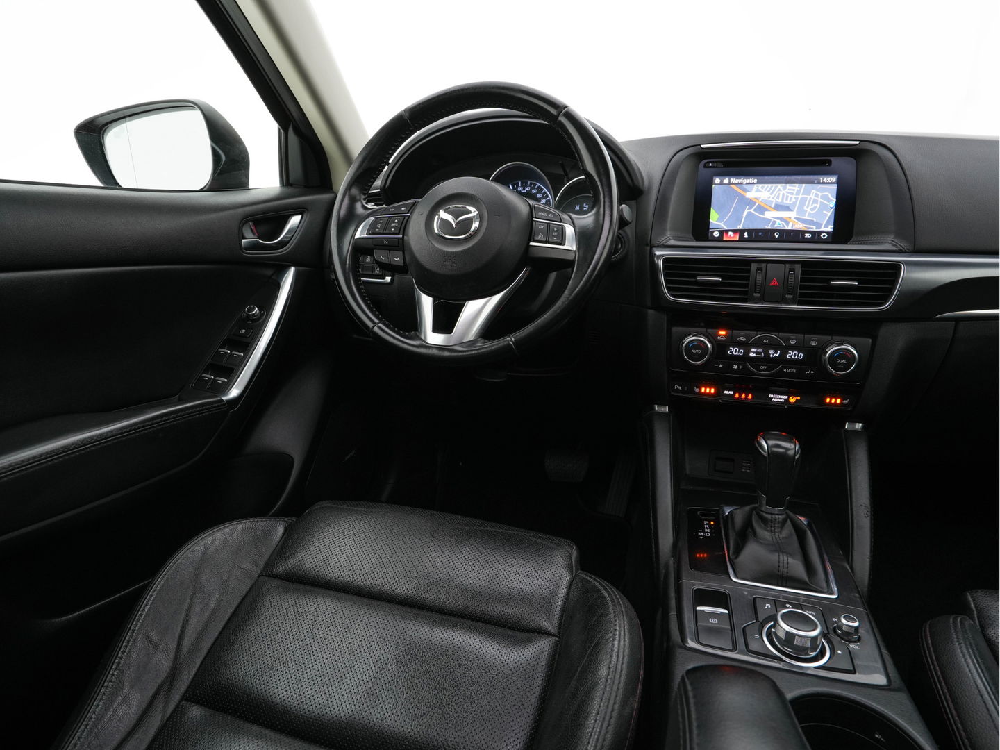 Mazda CX-5 2.2d SkyActiv-D 175 GT-M 4-WD Aut. *PANO | FULL-LED | LUXURY-LEATHER | NAVI-FULLMAP | BOSE-AUDIO | KEYLESS | CAMERA | HEATED-SPORTSEATS | MEMORY-PACK |  ECC | LANE-ASSIST | PDC | CRUISE | TOWBAR | 19"ALU**