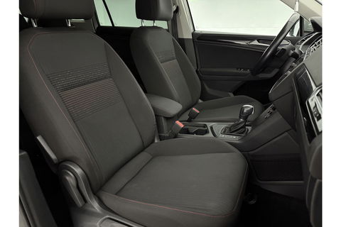 Volkswagen Tiguan 1.4 TSI ACT Comfortline 150PK LED Trekhaak Carplay DSG Clima Cruise Navi PDC 17"LMV