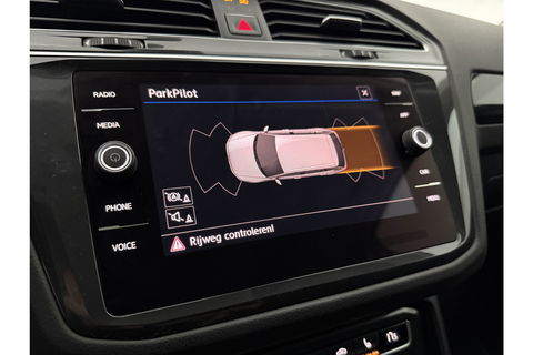 Volkswagen Tiguan 1.4 TSI ACT Comfortline 150PK LED Trekhaak Carplay DSG Clima Cruise Navi PDC 17"LMV