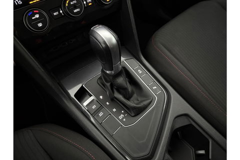 Volkswagen Tiguan 1.4 TSI ACT Comfortline 150PK LED Trekhaak Carplay DSG Clima Cruise Navi PDC 17"LMV