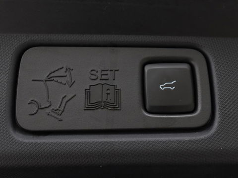 Ford Mustang Mach-E RWD 75 kWh | Leder | Stoelverwarming | Adaptive cruise | 360 camera | Adaptive cruise | B&O Sound | Stuurverwarming