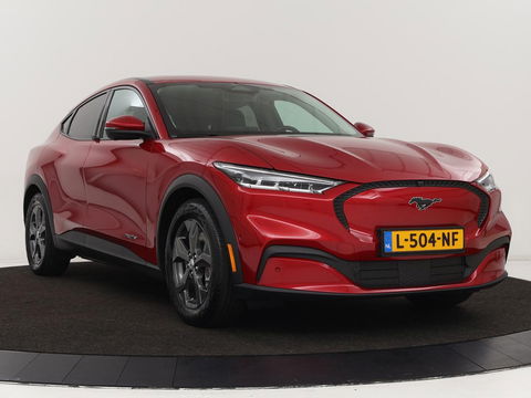 Ford Mustang Mach-E RWD 75 kWh | Leder | Stoelverwarming | Adaptive cruise | 360 camera | Adaptive cruise | B&O Sound | Stuurverwarming