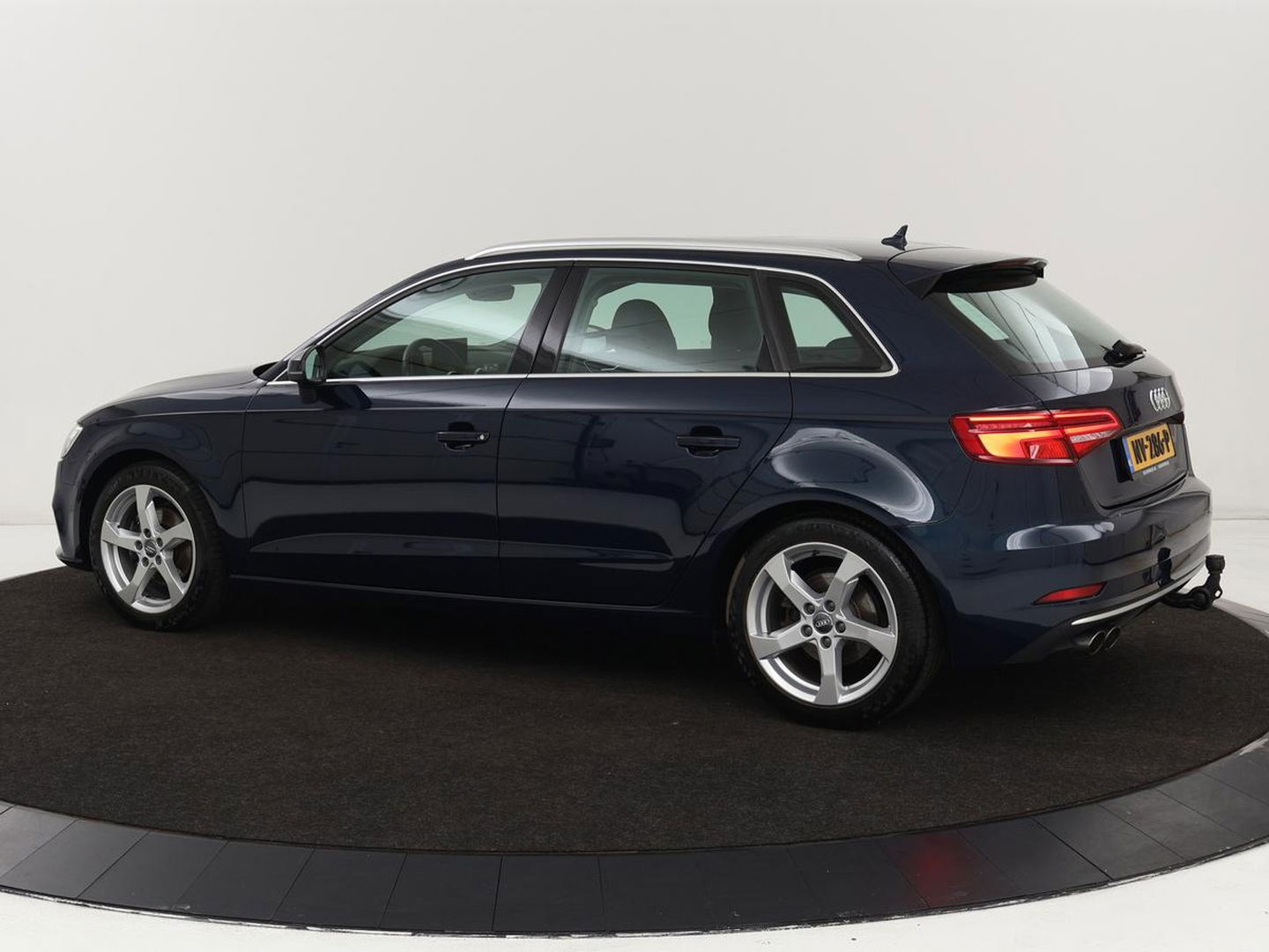 Audi A3 1.4 TFSI Sport | 1e eigenaar | Sportstoelen | Trekhaak | Full LED | Navigatie | Climate control | Parkeerhulp | Cruise control | Bluetooth