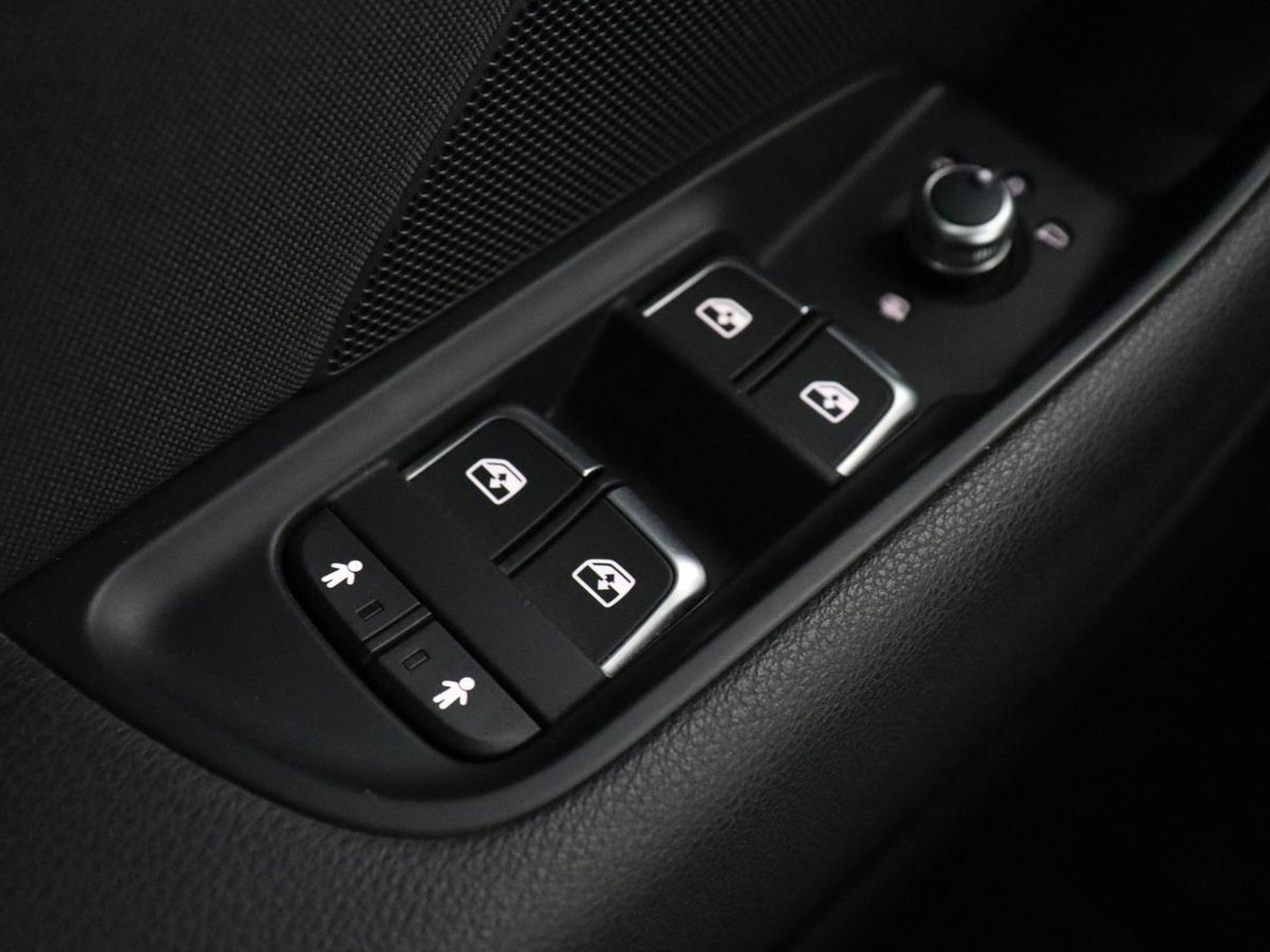 Audi A3 1.4 TFSI Sport | 1e eigenaar | Sportstoelen | Trekhaak | Full LED | Navigatie | Climate control | Parkeerhulp | Cruise control | Bluetooth