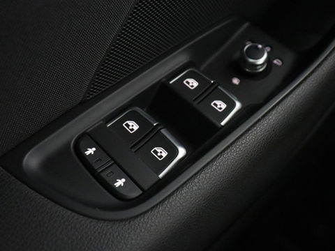Audi A3 1.4 TFSI Sport | 1e eigenaar | Sportstoelen | Trekhaak | Full LED | Navigatie | Climate control | Parkeerhulp | Cruise control | Bluetooth