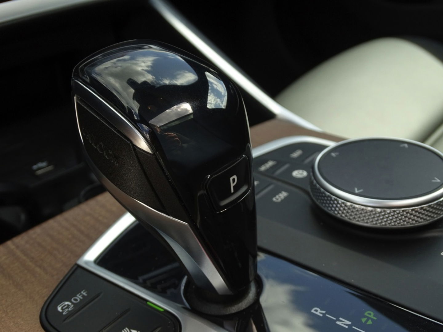 BMW 3-serie 330e 292PK / M-Sport / M340 Edit. / Laser / Head-up / 2020 /