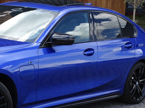 BMW 3-serie 330e 292PK / M-Sport / M340 Edit. / Laser / Head-up / 2020 /