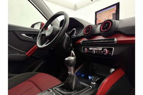 Audi Q2 30 TFSI Sport LED Trekhaak Carplay Clima Cruise Navi PDC 17''LMV
