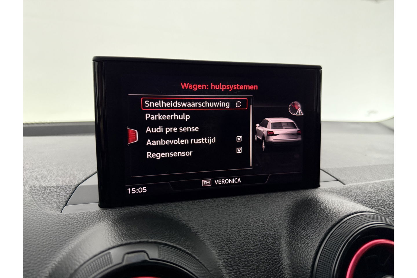 Audi Q2 30 TFSI Sport LED Trekhaak Carplay Clima Cruise Navi PDC 17''LMV