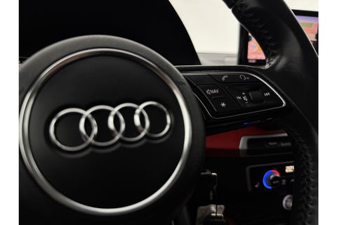 Audi Q2 30 TFSI Sport LED Trekhaak Carplay Clima Cruise Navi PDC 17''LMV