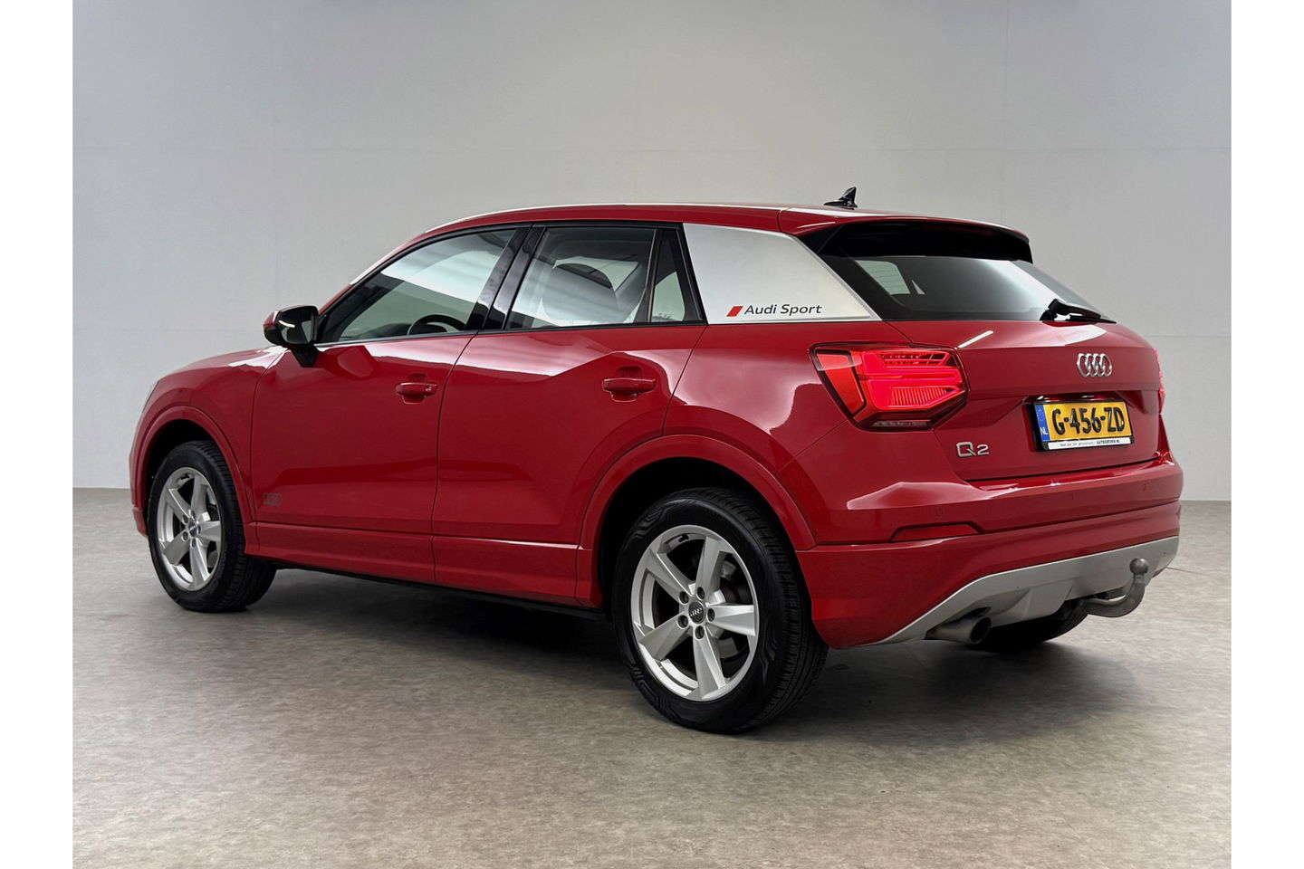 Audi Q2 30 TFSI Sport LED Trekhaak Carplay Clima Cruise Navi PDC 17''LMV