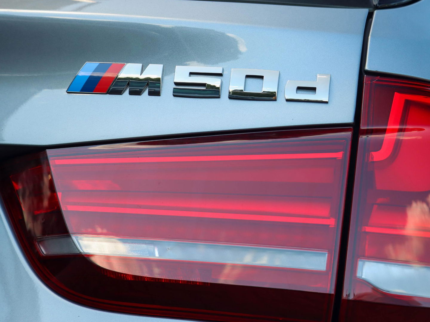 BMW X5 M50d 381PK | Trekhaak | Panodak | Harman Kardon | Zeer goed onderhouden!