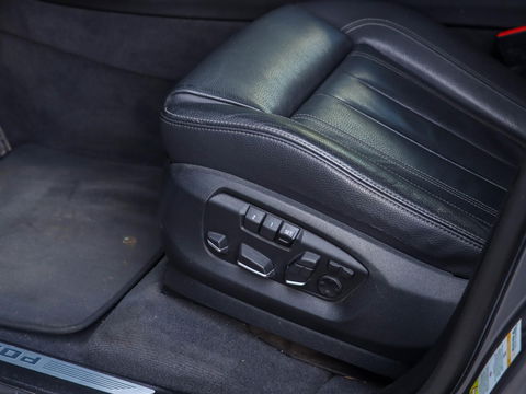 BMW X5 M50d 381PK | Trekhaak | Panodak | Harman Kardon | Zeer goed onderhouden!