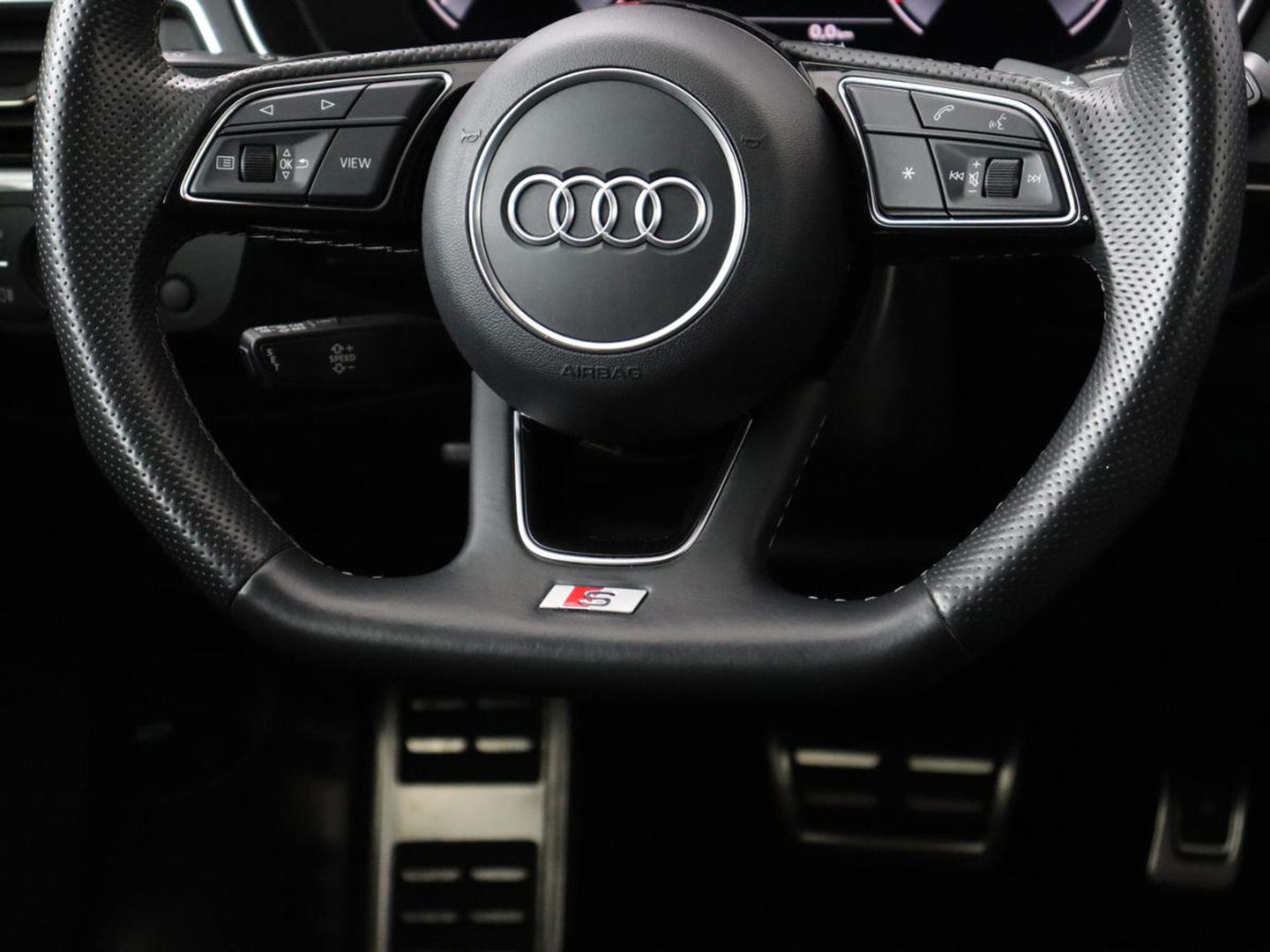 Audi A5 35 TFSI S edition Competition | Matrix LED | Sportstoelen | Carplay | Half leder | Navigatie | Virtual Cockpit | Climate control