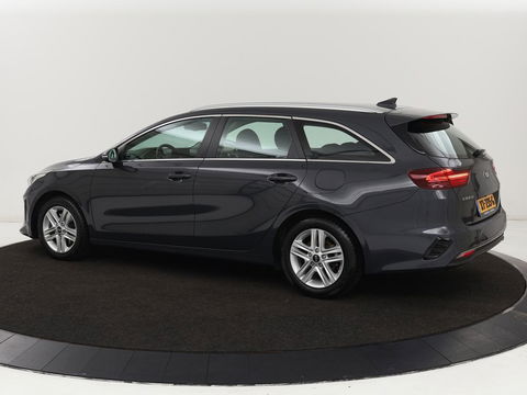 Kia Ceed 1.0 T-GDi DynamicLine | Camera | Carplay | Navigatie | Climate control | Cruise control | Parkeerhulp | Bluetooth | DAB
