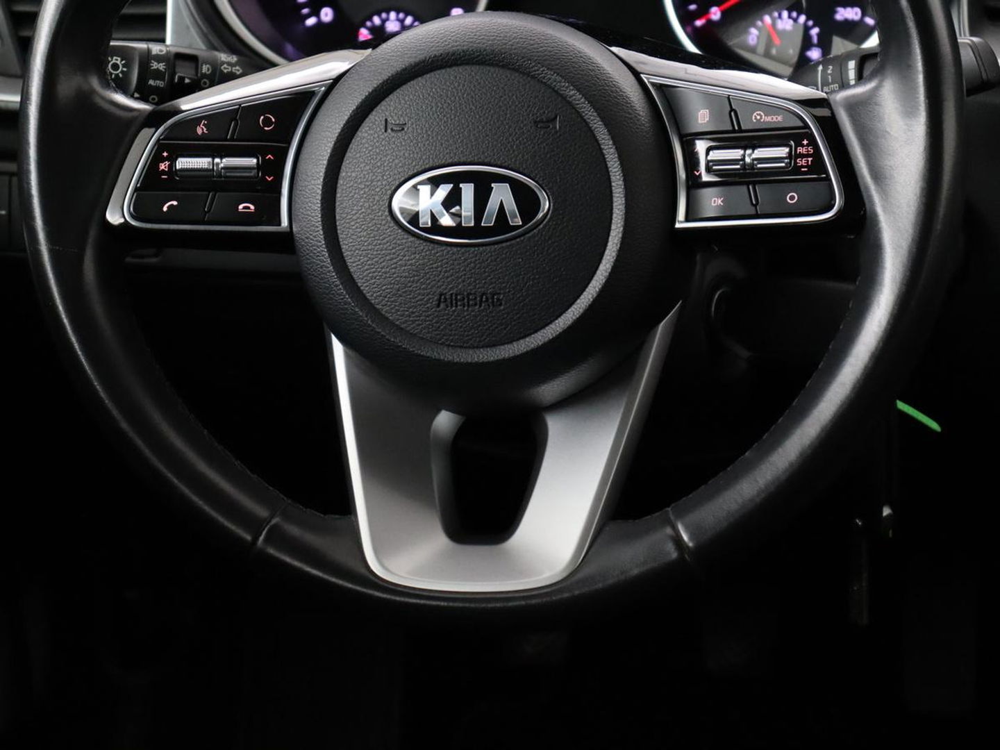 Kia Ceed 1.0 T-GDi DynamicLine | Camera | Carplay | Navigatie | Climate control | Cruise control | Parkeerhulp | Bluetooth | DAB