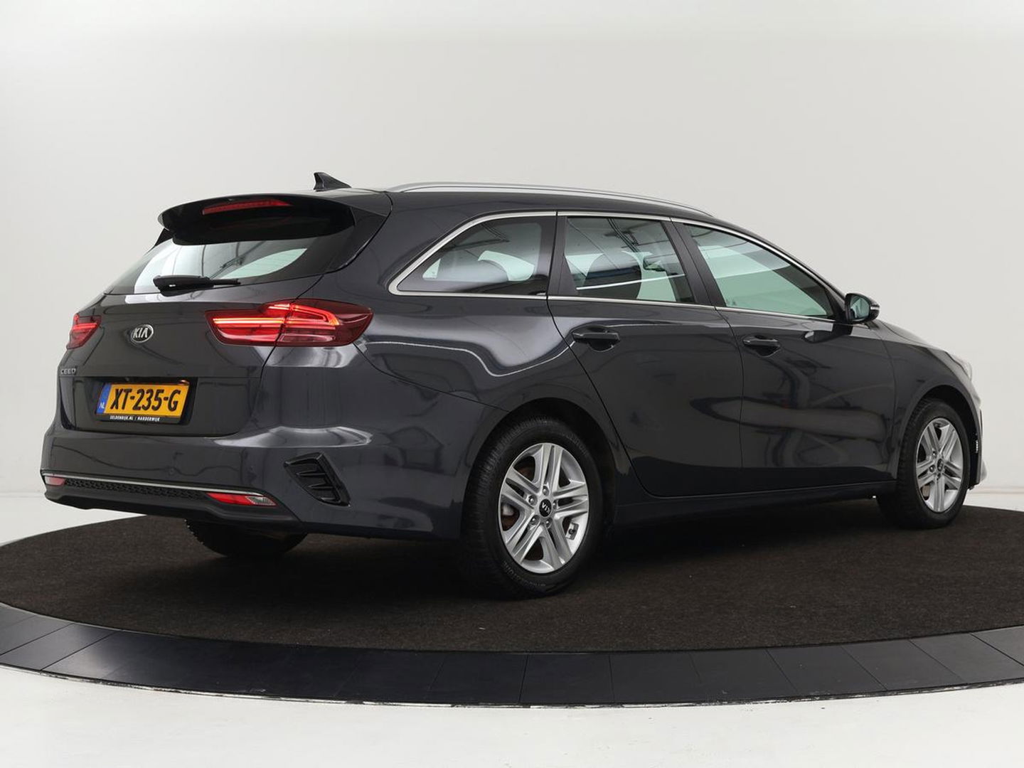 Kia Ceed 1.0 T-GDi DynamicLine | Camera | Carplay | Navigatie | Climate control | Cruise control | Parkeerhulp | Bluetooth | DAB