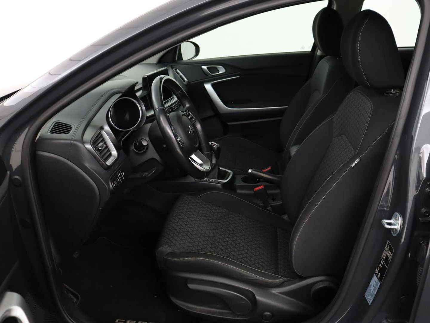 Kia Ceed 1.0 T-GDi DynamicLine | Camera | Carplay | Navigatie | Climate control | Cruise control | Parkeerhulp | Bluetooth | DAB