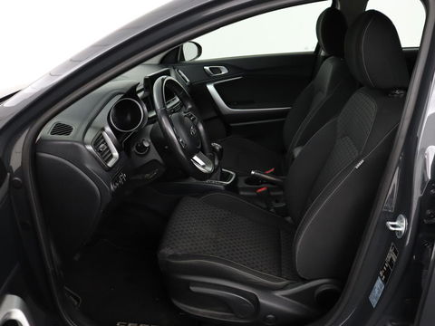 Kia Ceed 1.0 T-GDi DynamicLine | Camera | Carplay | Navigatie | Climate control | Cruise control | Parkeerhulp | Bluetooth | DAB