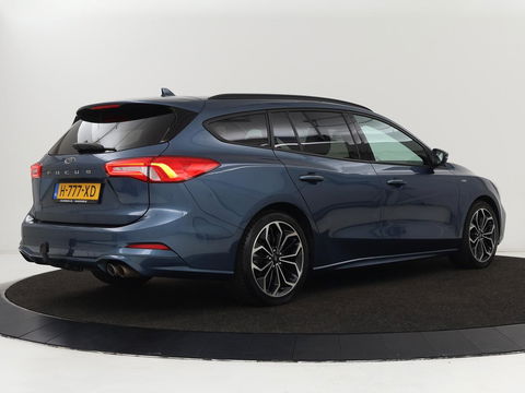 Ford Focus 1.0 EcoBoost ST Line | Trekhaak | Adaptief LED | Carplay | Climate control | Keyless | Navigatie | Parkeerhulp | Cruise control