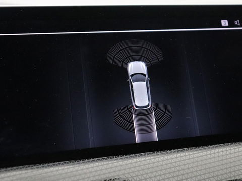 BMW 1-serie 118i M Sport | Trekhaak | Carplay | Navigatie | Sportstoelen | Half leder | Full LED | Climate control | Parkeerhulp