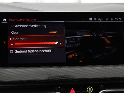 BMW 1-serie 118i M Sport | Trekhaak | Carplay | Navigatie | Sportstoelen | Half leder | Full LED | Climate control | Parkeerhulp