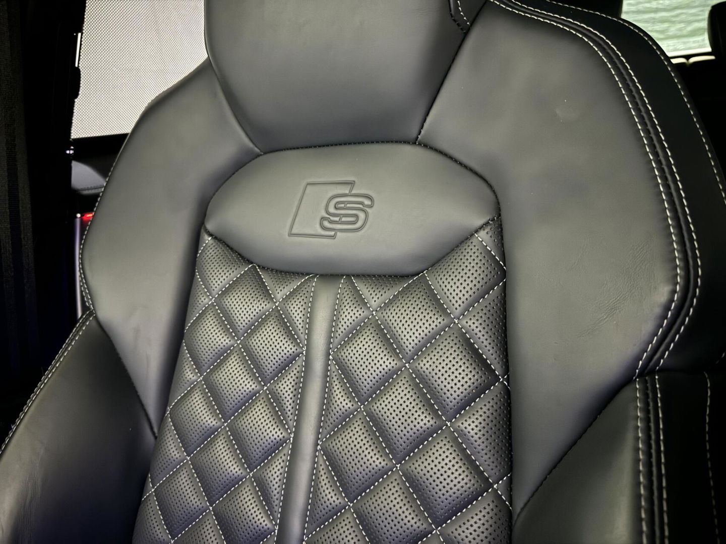 Audi Q8 60 TFSI e Quattro Competition S-Line Pano RS-Seats Sfeer Luchtver.