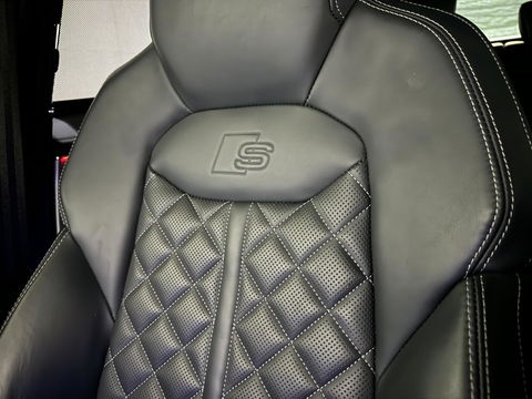 Audi Q8 60 TFSI e Quattro Competition S-Line Pano RS-Seats Sfeer Luchtver.