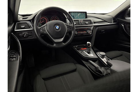 BMW 3 Serie 318i Executive LED Clima Cruise Navigatie PDC 16''LMV