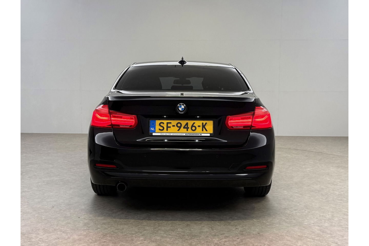 BMW 3 Serie 318i Executive LED Clima Cruise Navigatie PDC 16''LMV