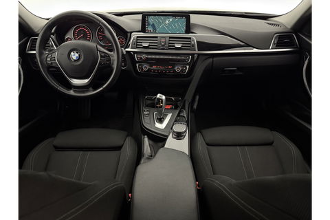BMW 3 Serie 318i Executive LED Clima Cruise Navigatie PDC 16''LMV