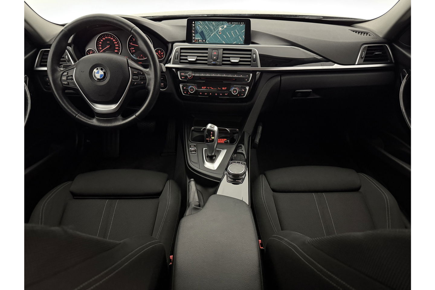 BMW 3 Serie 318i Executive LED Clima Cruise Navigatie PDC 16''LMV