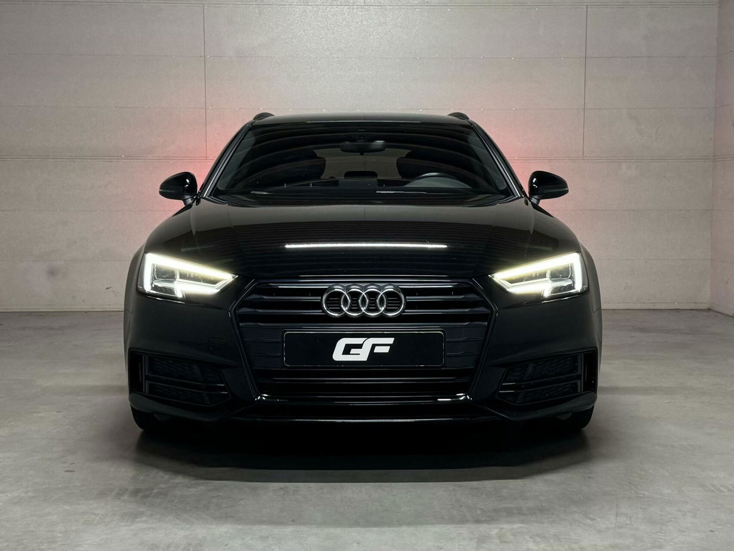 Audi A4 Avant 1.4 TFSI S-Line Black Edition Leer Sfeer Trekh. NAP