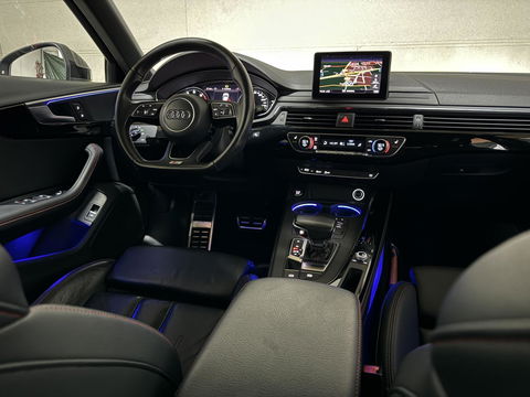 Audi A4 Avant 1.4 TFSI S-Line Black Edition Leer Sfeer Trekh. NAP