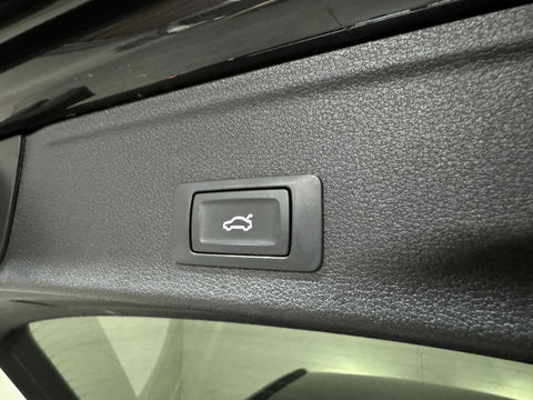 Audi A4 Avant 1.4 TFSI S-Line Black Edition Leer Sfeer Trekh. NAP