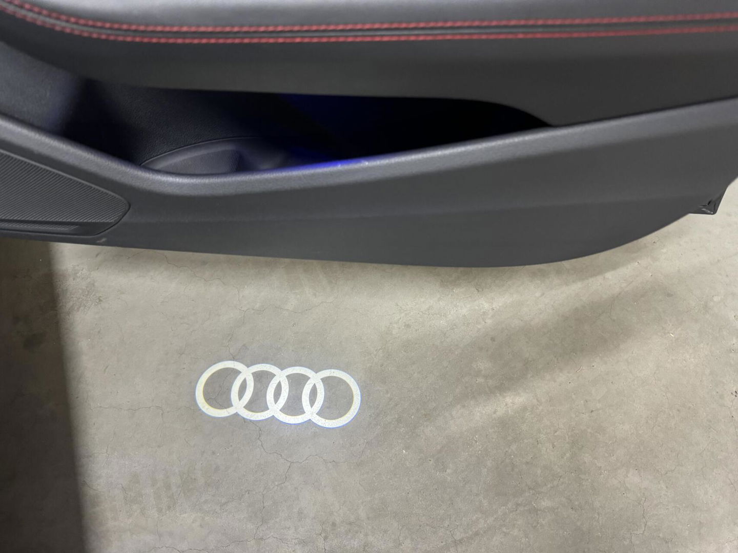 Audi A4 Avant 1.4 TFSI S-Line Black Edition Leer Sfeer Trekh. NAP