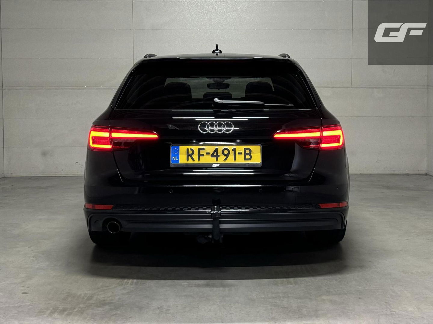 Audi A4 Avant 1.4 TFSI S-Line Black Edition Leer Sfeer Trekh. NAP