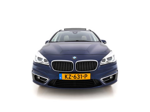 BMW 2 Serie Gran Tourer 218D High Executive Luxury-Line 7-Pers Aut. *PANO | NAVI-FULLMAP | LUXURY-LEATHER | FULL-LED | ECC | KEYLESS | HEATED-COMFORTSEATS | SHIFT-PADDLES | AMBIENT-LIGHT | CAMERA | HEAD UP | PDC | TOWBAR | 17"ALU*